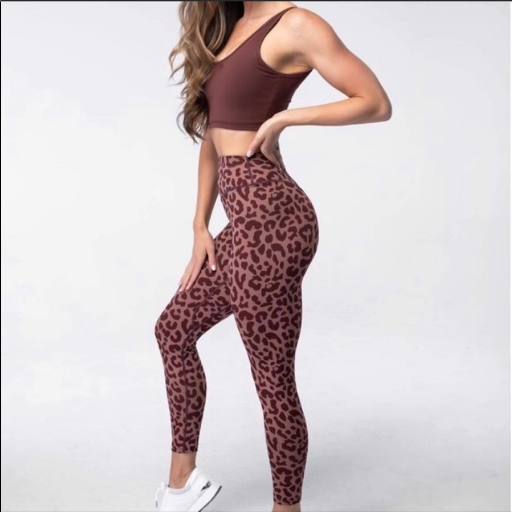 Balance Athletica King Cheetah Dusk Leggings